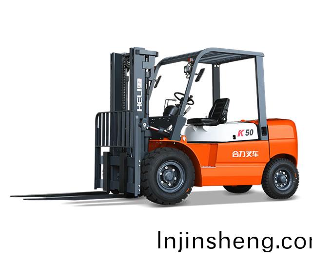 K2係(xi)列(lie) 4-5噸(dun)內燃(ran)平衡(heng)重(zhong)式(shi)叉車